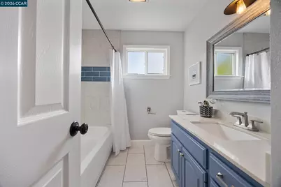 889 Palisade Dr, Martinez, CA 94553 - Photo 24