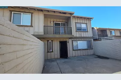 2604 Carlton Ln, Antioch, CA 94509 - Photo 2