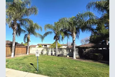 2604 Carlton Ln, Antioch, CA 94509 - Photo 22
