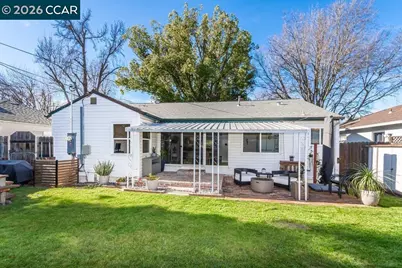 2607 Patton Way, Sacramento, CA 95818 - Photo 32