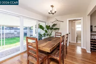 2607 Patton Way, Sacramento, CA 95818 - Photo 8