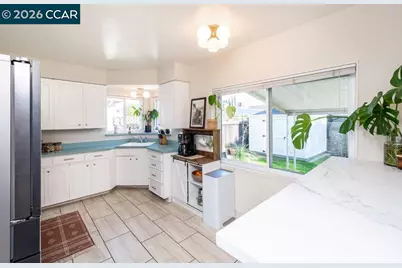 2607 Patton Way, Sacramento, CA 95818 - Photo 12