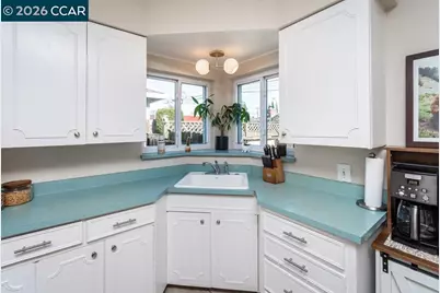 2607 Patton Way, Sacramento, CA 95818 - Photo 22