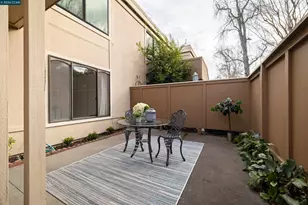 1348 Rockledge Ln, Walnut Creek, CA 94595 - Photo 18