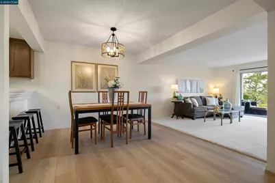 1348 Rockledge Ln #4, Walnut Creek, CA 94595 - Photo 6