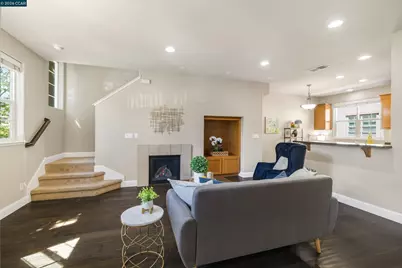 1121 Haven St, Martinez, CA 94553 - Photo 2