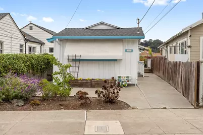 10430 Voltaire Ave, Oakland, CA 94603 - Photo 16