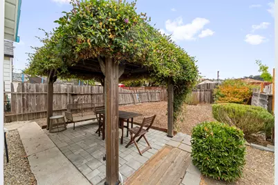 10430 Voltaire Ave, Oakland, CA 94603 - Photo 14