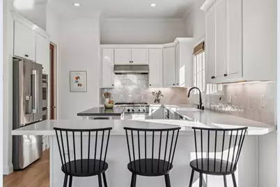 6194 Mazuela Dr, Oakland, CA 94611 - Photo 20