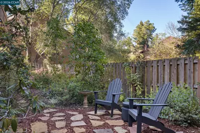 70 Exeter Ln, Pleasant Hill, CA 94523 - Photo 20