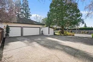 5102 Blackhawk Dr, Danville, CA 94506 - Photo 34