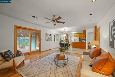 1833 Helena Dr, Concord, CA 94521 - Photo 8