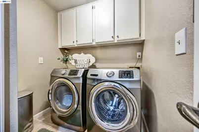 14370 Outrigger Drive, San Leandro, CA 94577 - Photo 12