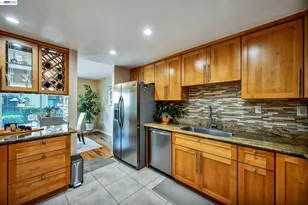 14370 Outrigger Dr, San Leandro, CA 94577 - Photo 8