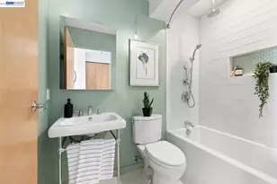 1250 Powell St, Emeryville, CA 94608 - Photo 16