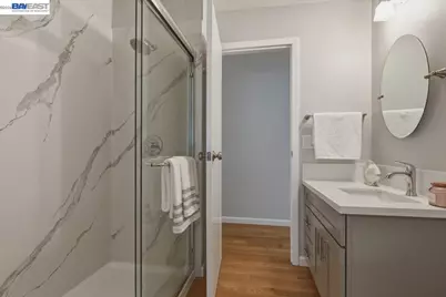 6130 Harbord Dr, Oakland, CA 94611 - Photo 24