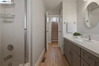 6130 Harbord Dr, Oakland, CA 94611 - Photo 36