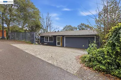 6130 Harbord Dr, Oakland, CA 94611 - Photo 1
