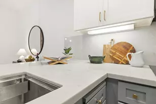 111 St Matthews Ave, San Mateo, CA 94401 - Photo 8