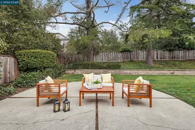 1103 Larch Avenue, Moraga, CA 94556 - Photo 32