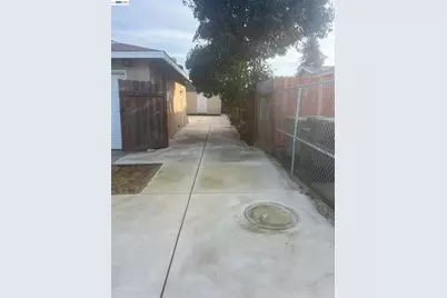 4820 McNary Court, Modesto, CA 95357 - Photo 4