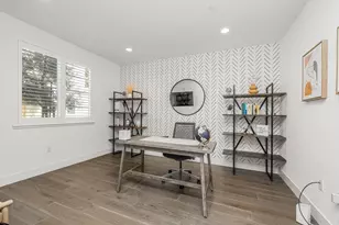 242 Bolt Ct, Hayward, CA 94544 - Photo 2