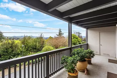 19100 Crest Ave #15, Castro Valley, CA 94546 - Photo 20