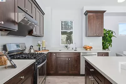 34936 Machado Cmn, Fremont, CA 94555 - Photo 14