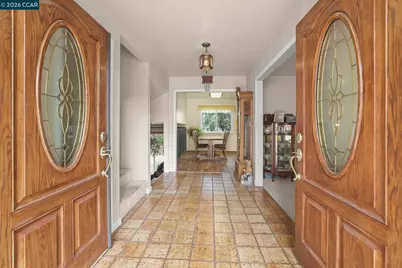 61 Banbridge Pl, Pleasant Hill, CA 94523 - Photo 4