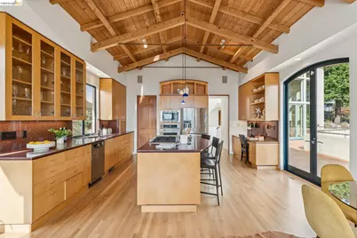 150 Vicente Rd, Berkeley, CA 94705 - Photo 14