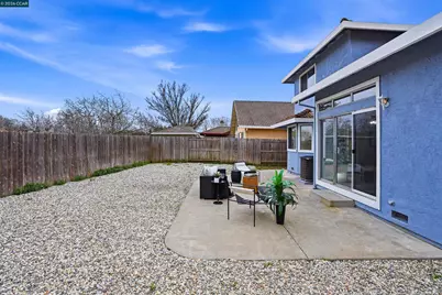 1132 Courtland Ct, Fairfield, CA 94534 - Photo 36