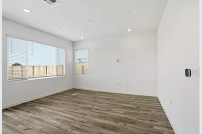 1004 Bluebell Circle, Discovery Bay, CA 94505 - Photo 4