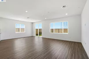 1016 Bluebell Circle, Discovery Bay, CA 94505 - Photo 4