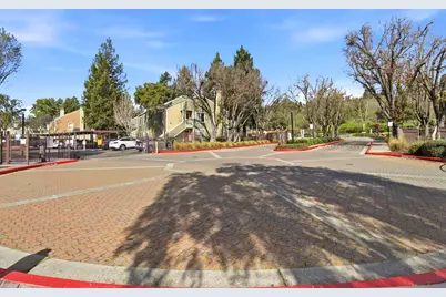 160 Reflections Dr #23, San Ramon, CA 94583 - Photo 4