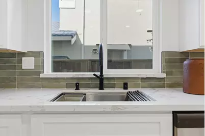 3178 Larchmont Ln, San Pablo, CA 94806 - Photo 12