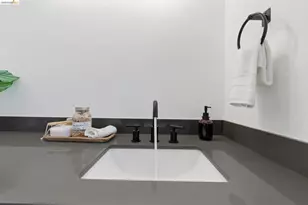 3178 Larchmont Ln, San Pablo, CA 94806 - Photo 18