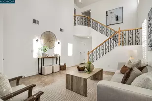 118 Mintaro Ct, San Ramon, CA 94582 - Photo 2