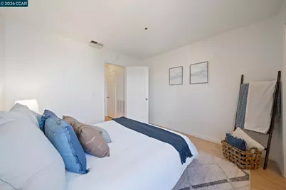 1430 Bel Air Drive #305, Concord, CA 94521 - Photo 16