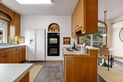 4800 Proctor Ave, Oakland, CA 94618 - Photo 8