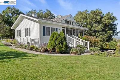 5280 Sheridan Rd, Sunol, CA 94586 - Photo 10