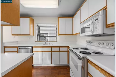 2590 Oak Rd #244, Walnut Creek, CA 94597 - Photo 2