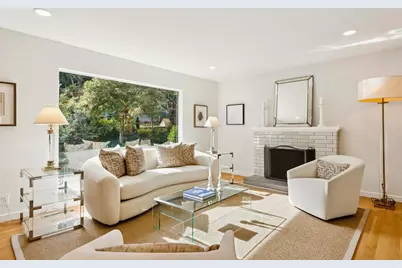 1100 Glencourt Dr, Oakland, CA 94611 - Photo 8