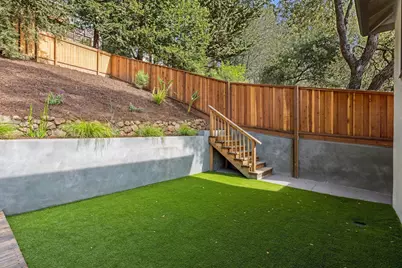 1100 Glencourt Dr, Oakland, CA 94611 - Photo 44