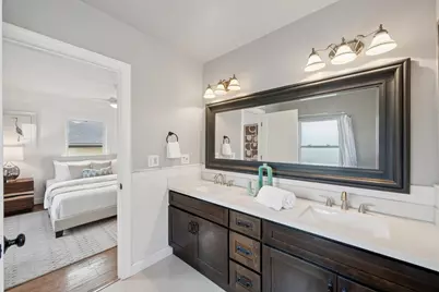 829 51st St, Oakland, CA 94608 - Photo 36