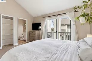 3877 Vine St, Pleasanton, CA 94566 - Photo 12