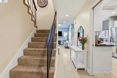 3877 Vine St, Pleasanton, CA 94566 - Photo 8