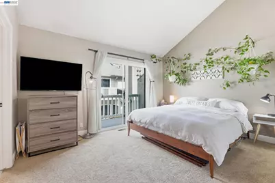 3877 Vine St, Pleasanton, CA 94566 - Photo 10