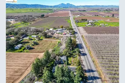 23650 Marsh Creek Rd, Brentwood, CA 94513 - Photo 4