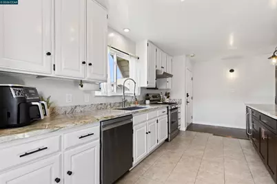 4273 Armand Dr, Concord, CA 94521 - Photo 16