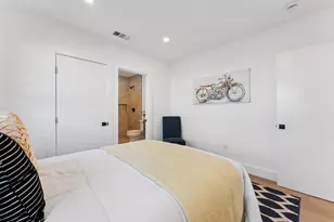 975 55th St, Oakland, CA 94608 - Photo 40